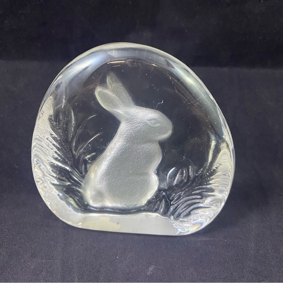 Lead Crystal Bunny Rabbit Paperweight Zajecar Yugoslavia - Picture 1 of 8